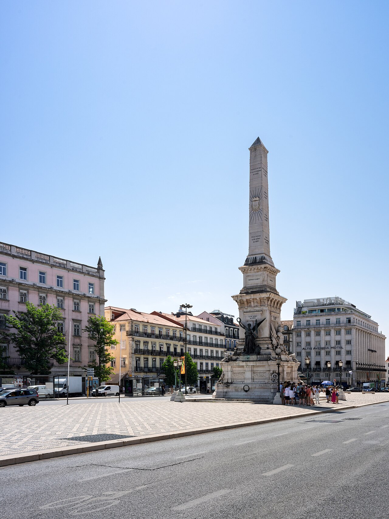 File:Monumento aos Restauradores – Lisbon’s Striking Tribute to Portuguese Independence (54719781970).jpg — illustrative image