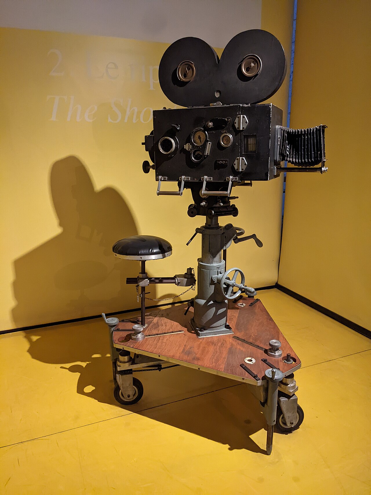 File:Museo Cinema Torino - 35mm film camera.jpg — illustrative image
