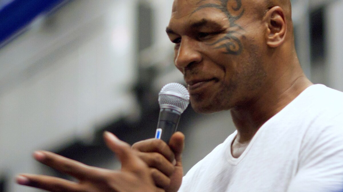 Mike Tyson Confirms He Delivered Diddy Pardon Letter to Trump