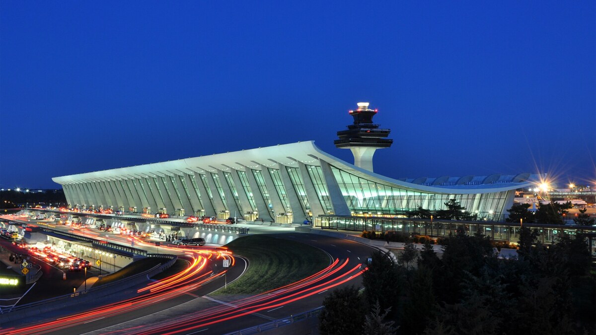 United Airlines Flight to Rome Canceled After 12-Hour Tarmac Delay
